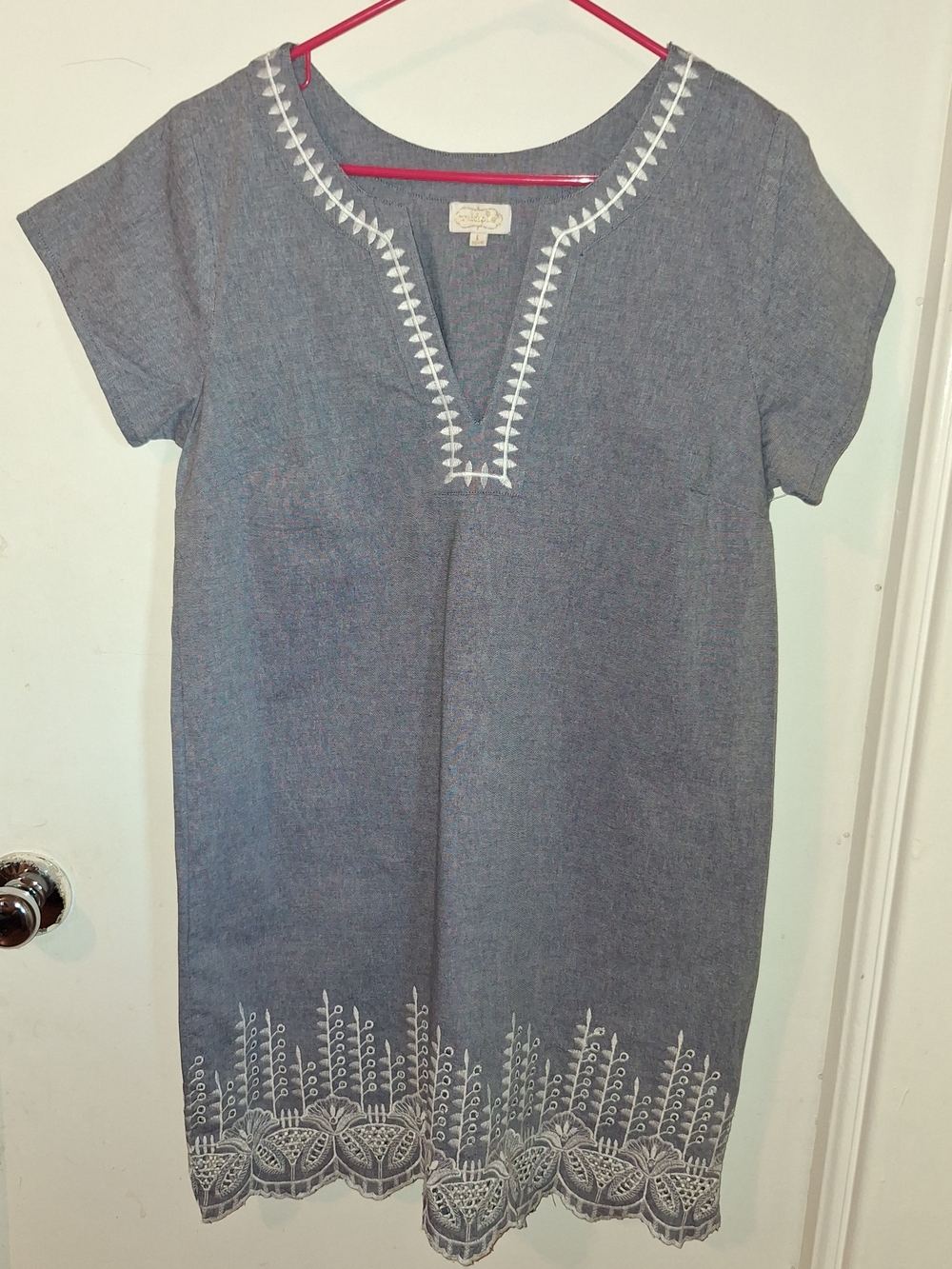Mud Pie Chambray-Style Embroidered Top in Blue